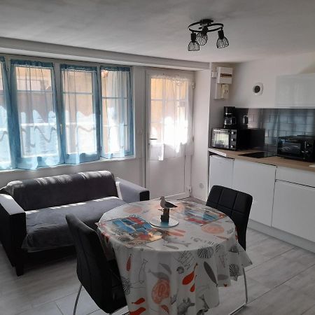 F2 Rdc Promo Cour Courseulles Sur Mer Luaran gambar